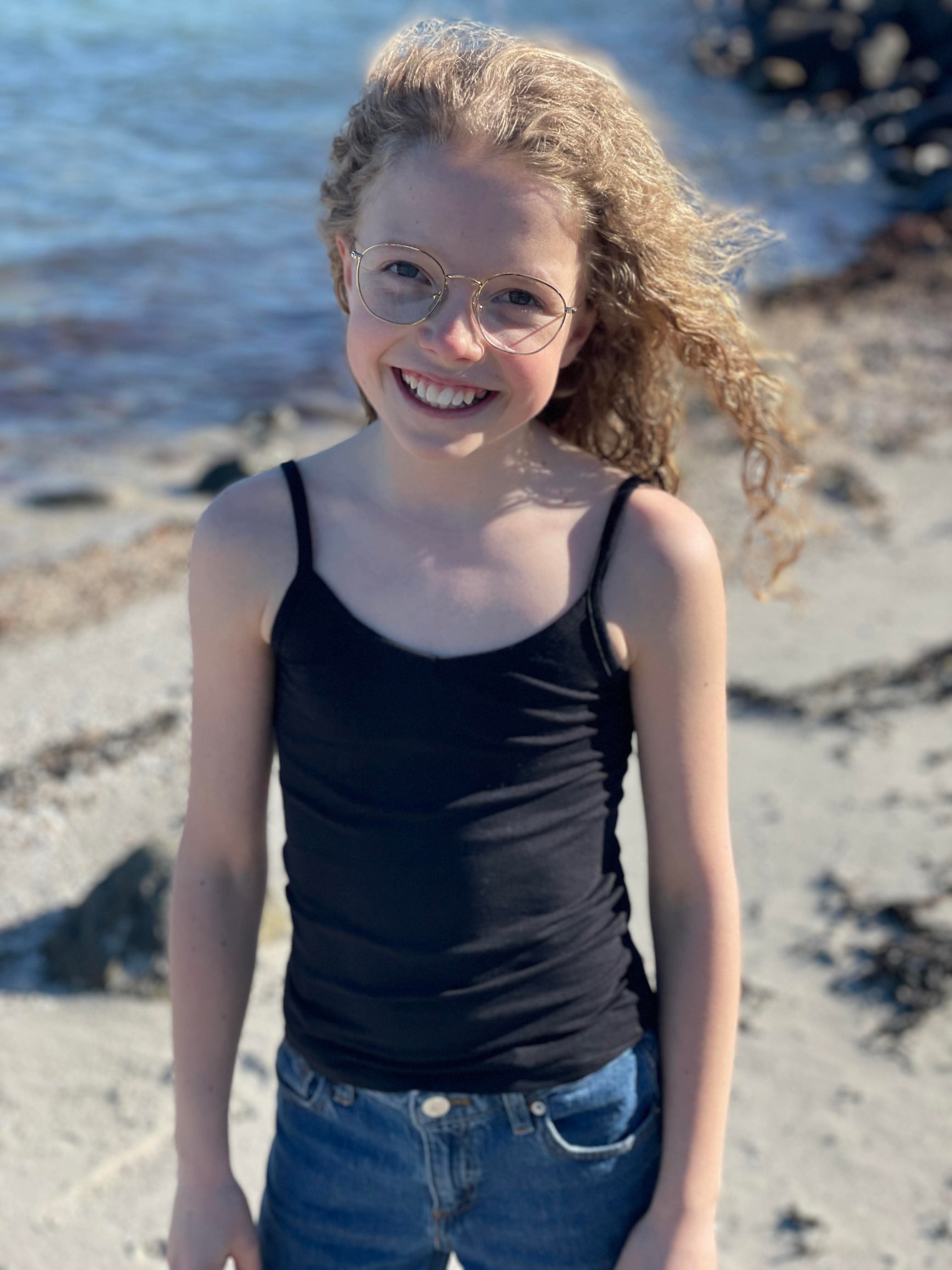 VMMAXI Girl Tank-Top - Black